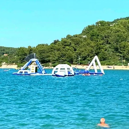 Premium Mobile Zen Spot 280 Campsite Jezera
