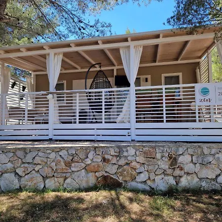 Premium Mobile Zen Spot 280 Kamp Jezera